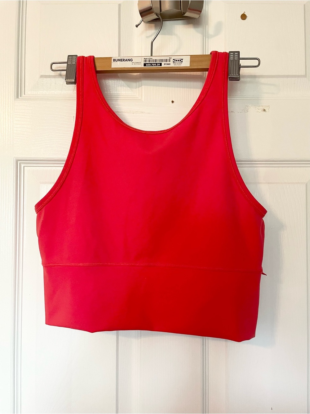 Like new Lululemon Power Pivot 2 way tank, sz 10. Color Watermelon